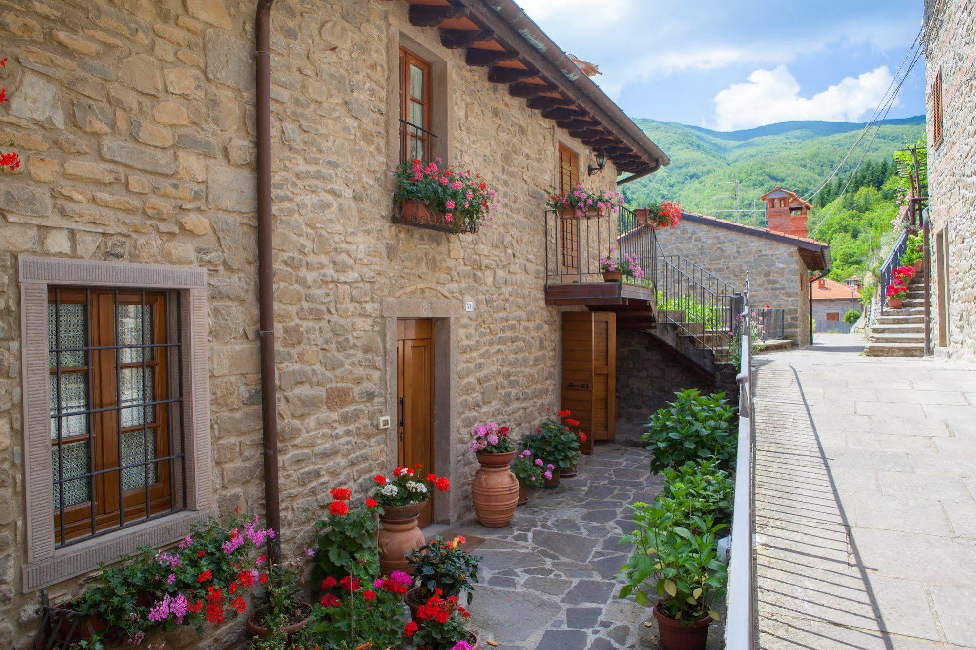 Borgo Dei Corsi Holiday House Reggiolo Exteriér fotografie
