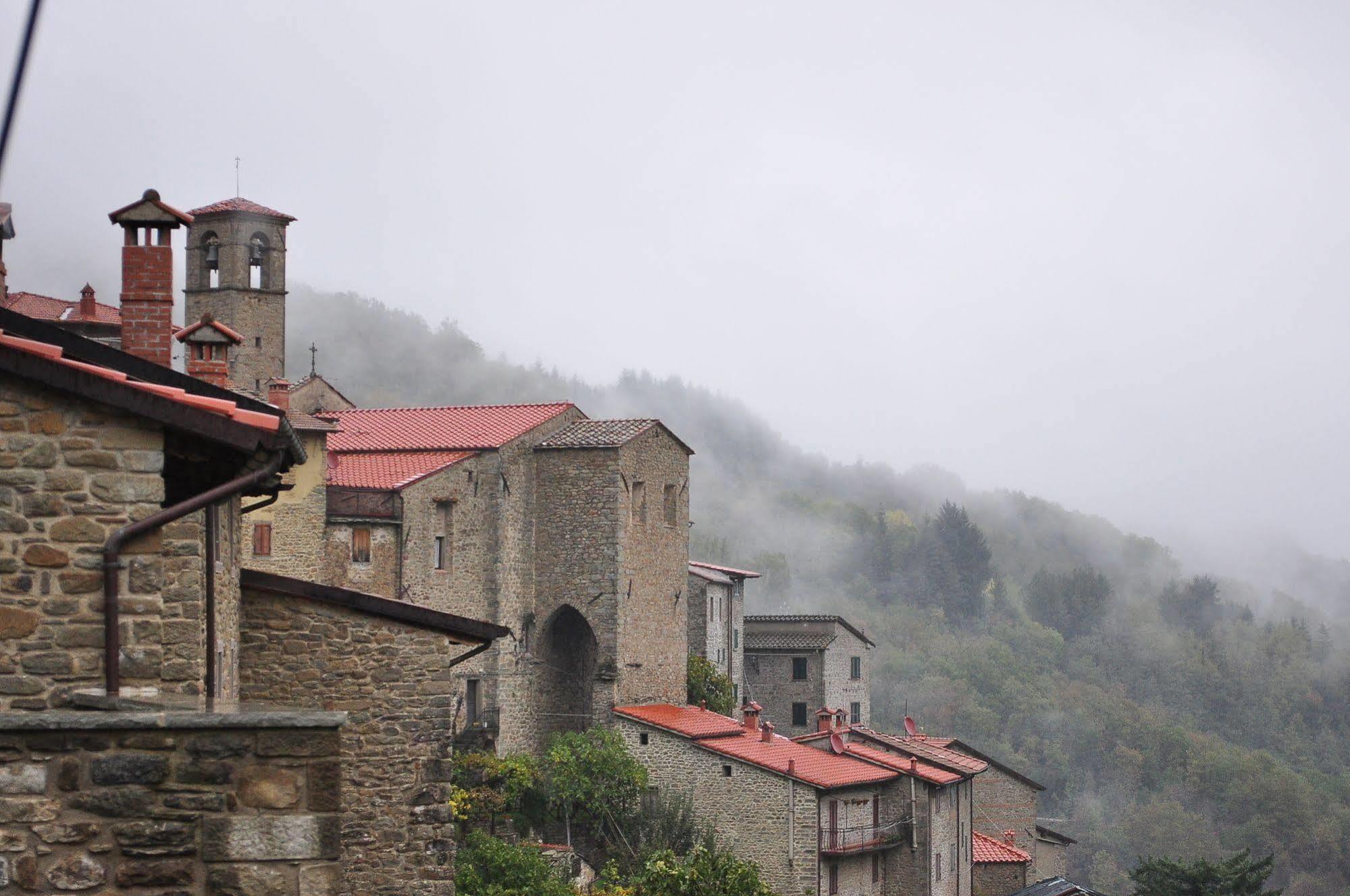 Borgo Dei Corsi Holiday House Reggiolo Exteriér fotografie