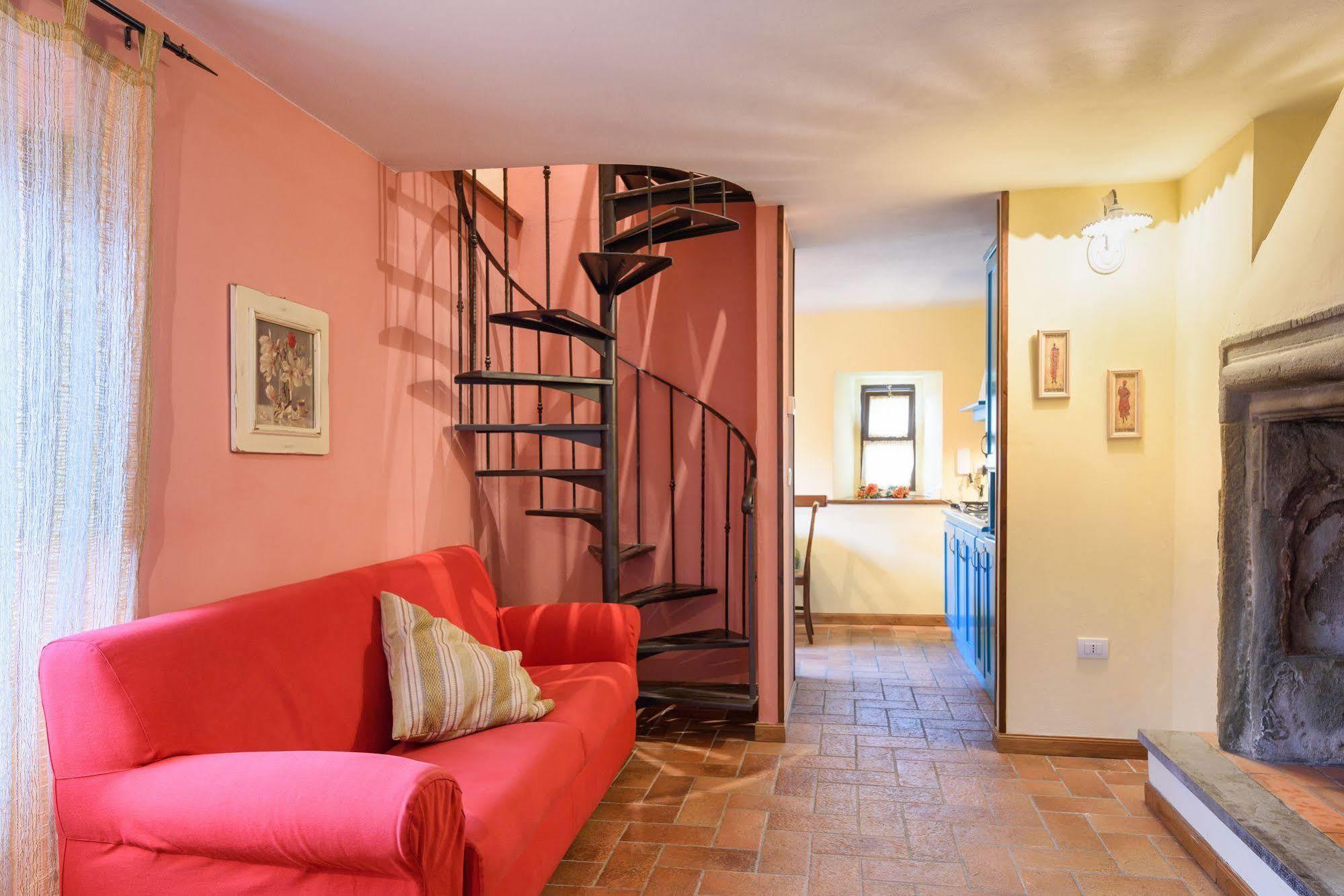 Borgo Dei Corsi Holiday House Reggiolo Exteriér fotografie