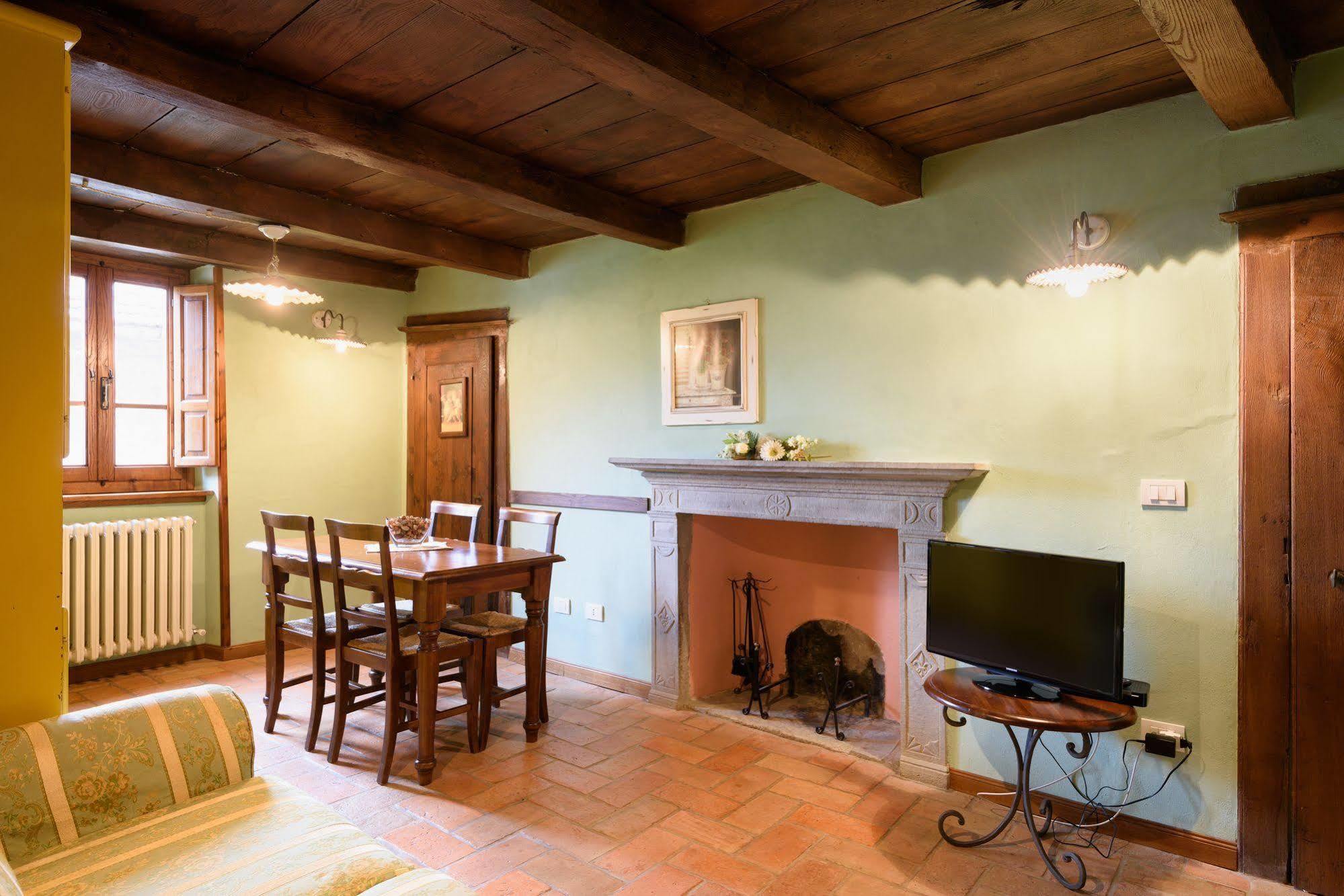 Borgo Dei Corsi Holiday House Reggiolo Exteriér fotografie