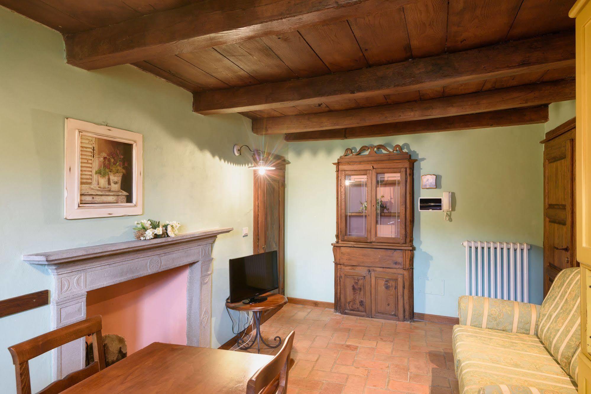 Borgo Dei Corsi Holiday House Reggiolo Exteriér fotografie